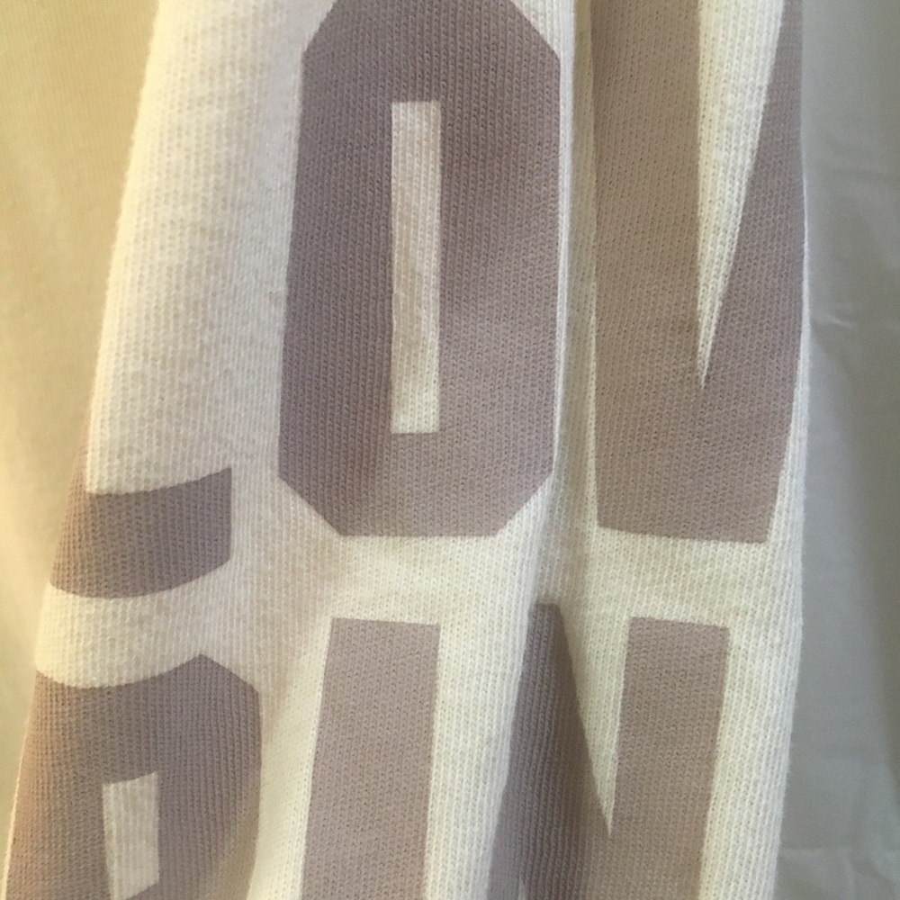 PINK Victoria’s Secret Large Off White Pullover Shirt - Picture 6 of 6
